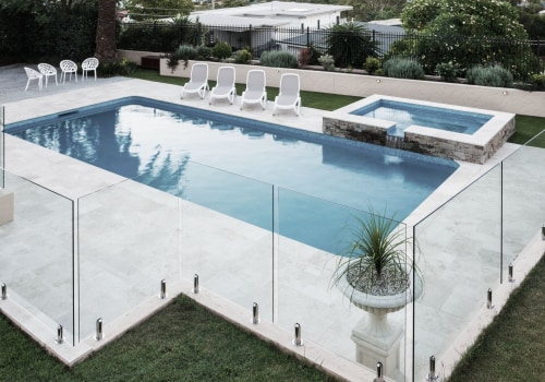 Exploring the Different Options for Glass Panel Pool Fences